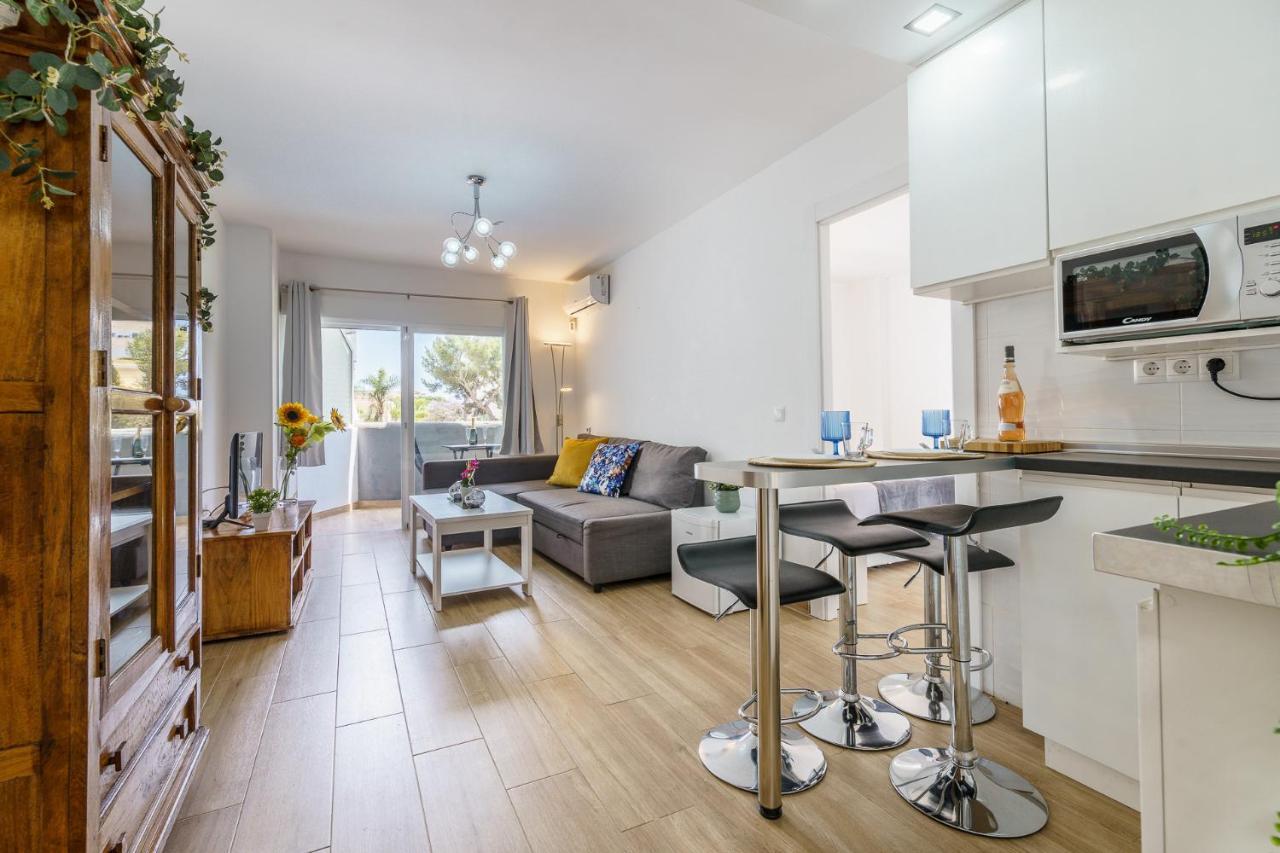 Malagasuite Comfort Home And Pool 토레몰리노스 외부 사진