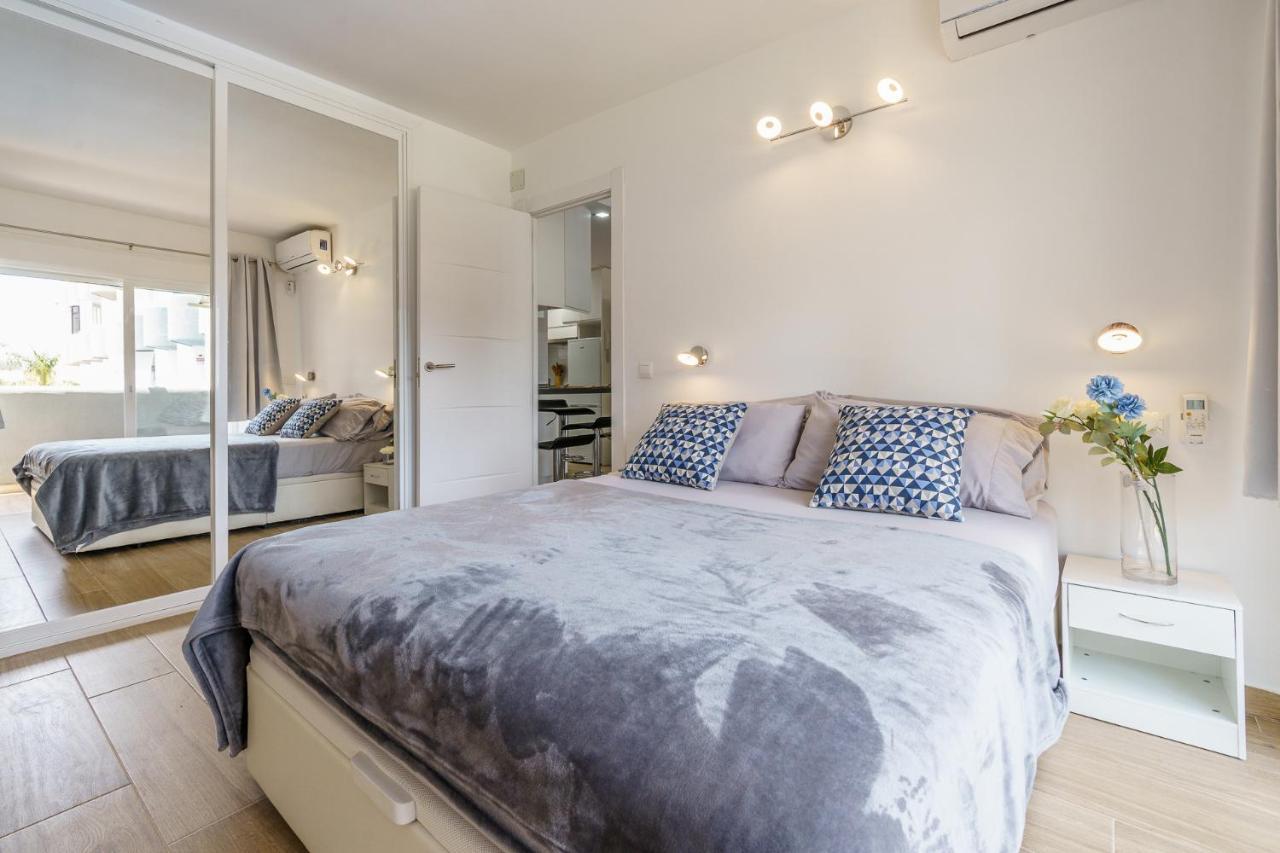 Malagasuite Comfort Home And Pool 토레몰리노스 외부 사진